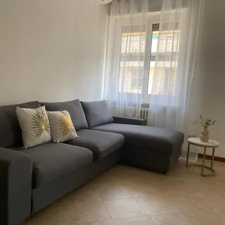 Casa Fiumara,aeroporto,park And Fly Apartment Genua